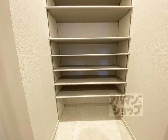 【ＴＲＳ，Ｎｉｊｙｏ】間取