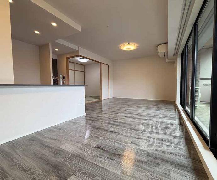 【ライオンズ嵯峨天龍寺若宮　西の邸　東の邸】間取