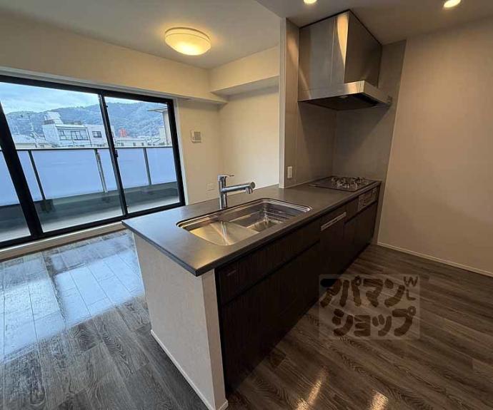 【ライオンズ嵯峨天龍寺若宮　西の邸　東の邸】間取