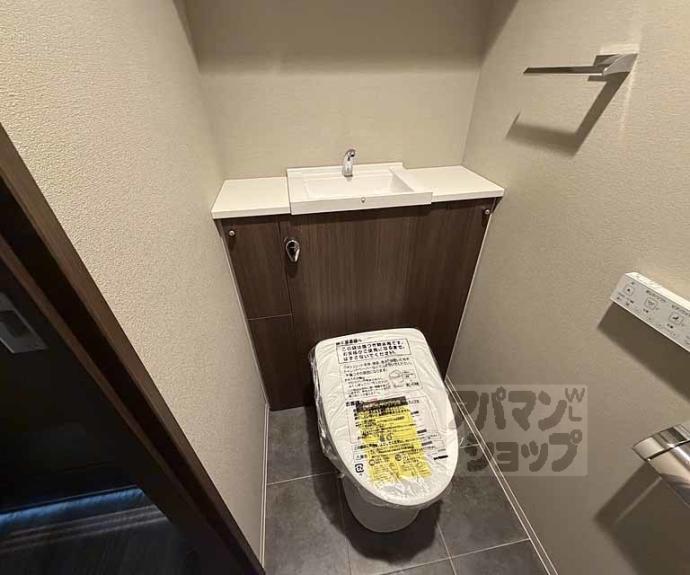 【ライオンズ嵯峨天龍寺若宮　西の邸　東の邸】間取