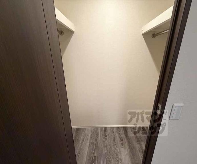 【ライオンズ嵯峨天龍寺若宮　西の邸　東の邸】間取