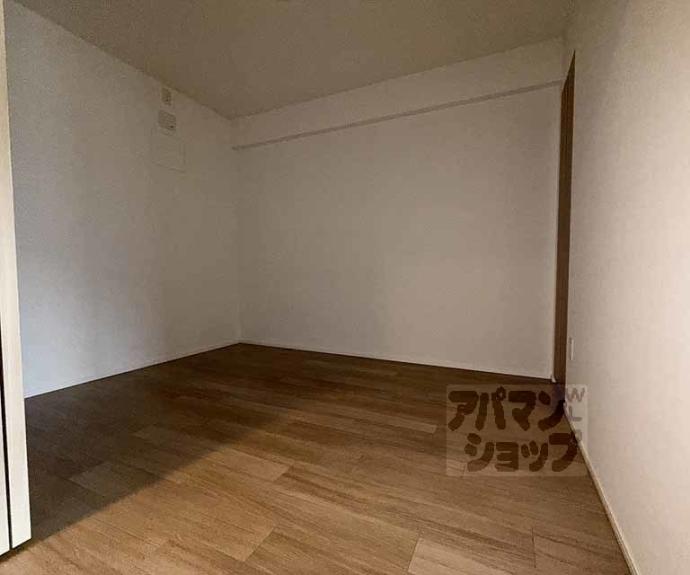 【ライオンズ嵯峨天龍寺若宮　西の邸　東の邸】間取