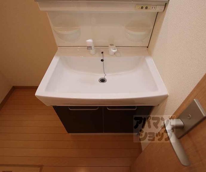 【西ノ京内畑町２５－２０貸家】間取