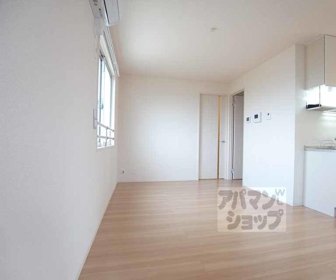 【ルピナス嵯峨Ａ棟】間取