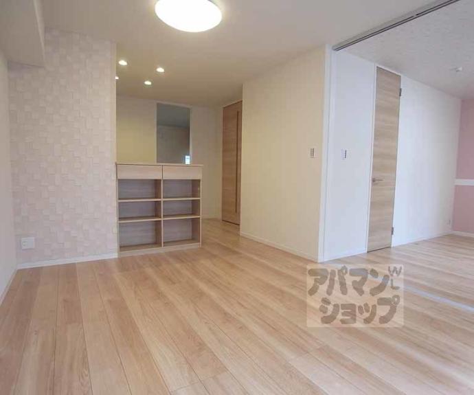 【シャーメゾン太秦】間取