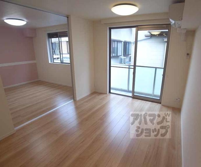 【シャーメゾン太秦】間取