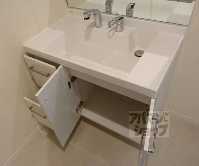 【シャーメゾンメープル】間取