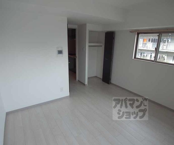 【ベラジオ京都西院ウエストシティⅡ】間取