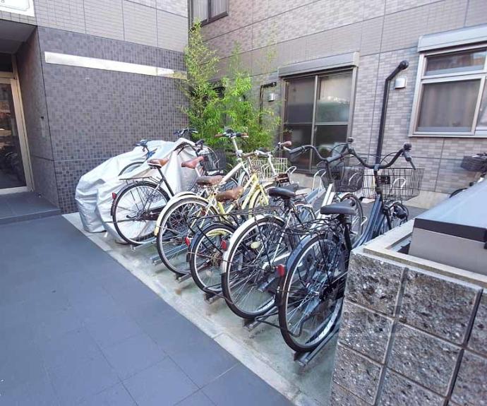 【ヴァるメス・リヒト にしうら】間取