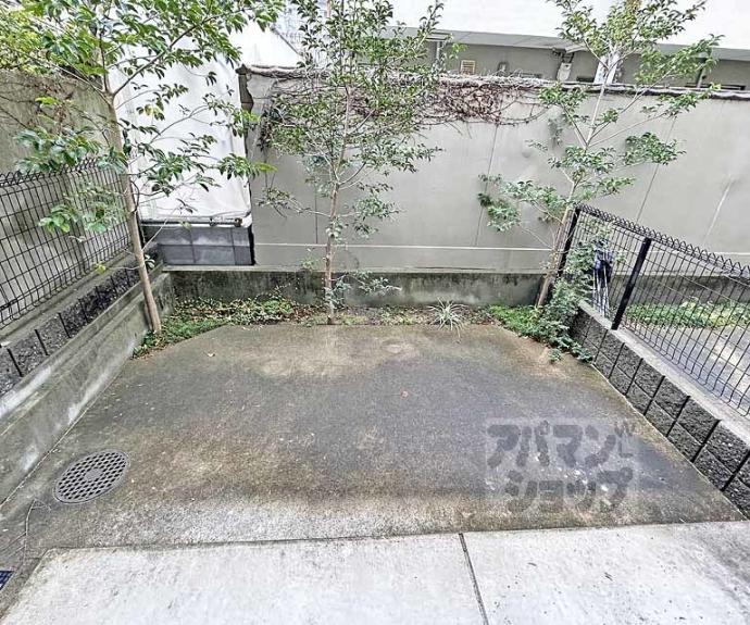 【ヴァるメス・リヒト にしうら】間取