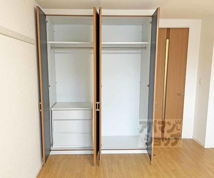 【ヴァるメス・リヒト にしうら】間取