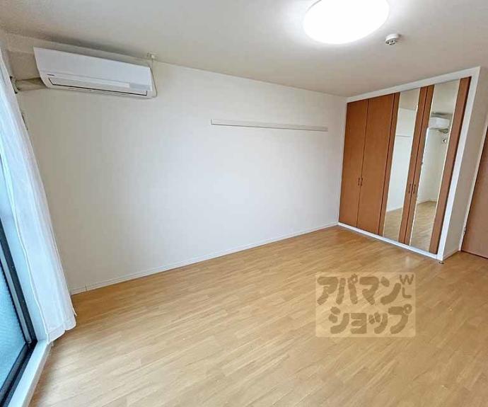 【ヴァるメス・リヒト にしうら】間取