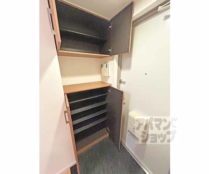 【ヴァるメス・リヒト にしうら】間取