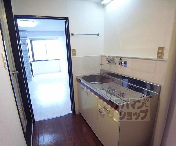 【ビラ・アペックス京都竹田】間取