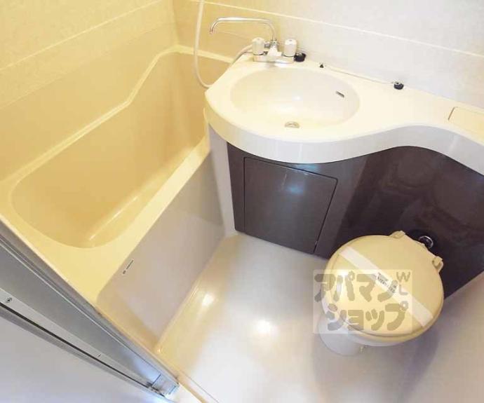 【ビラ・アペックス京都竹田】間取