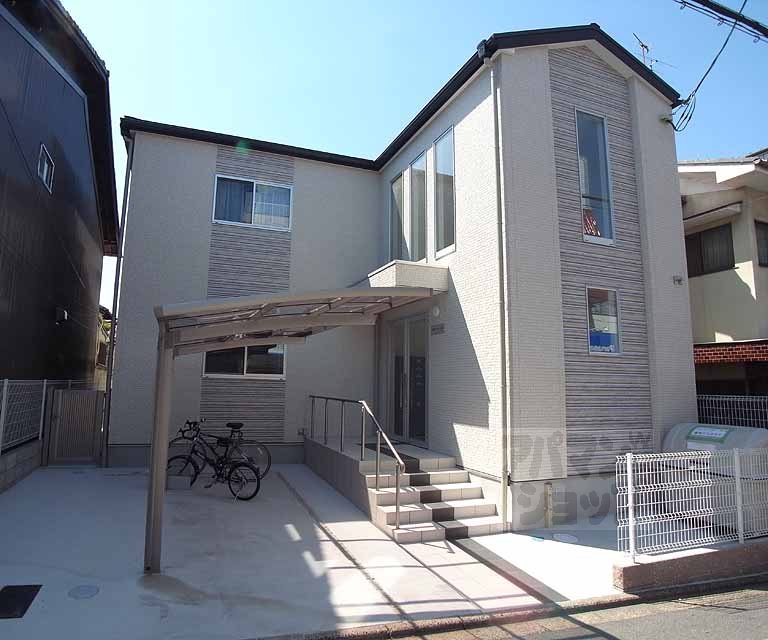 ＶＥＮＲＩーＮＡ・ＣＯＣＯ