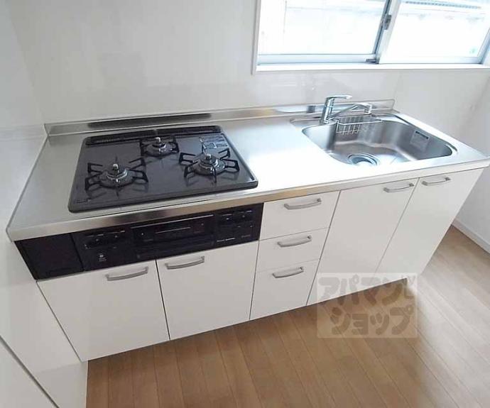 【ＶＥＮＲＩーＮＡ・ＣＯＣＯ】間取