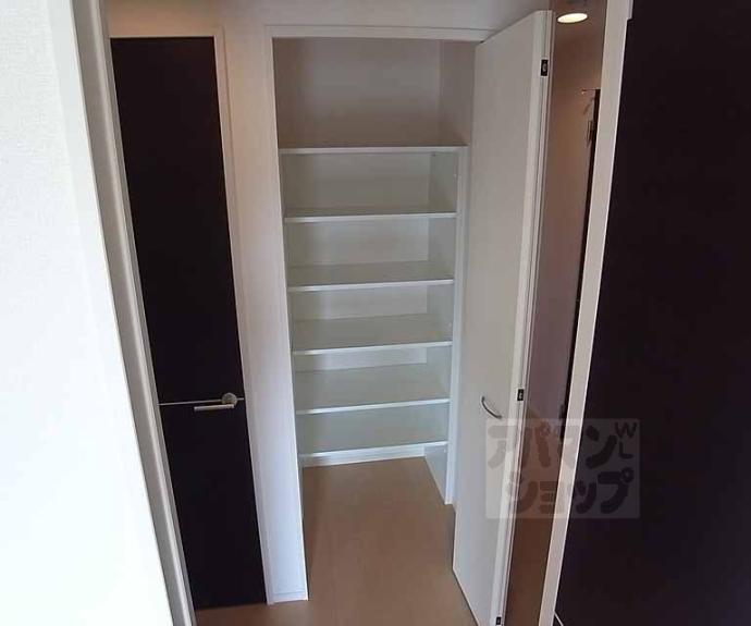 【ＤＡＮＲＡＮ　Ｂ棟】間取