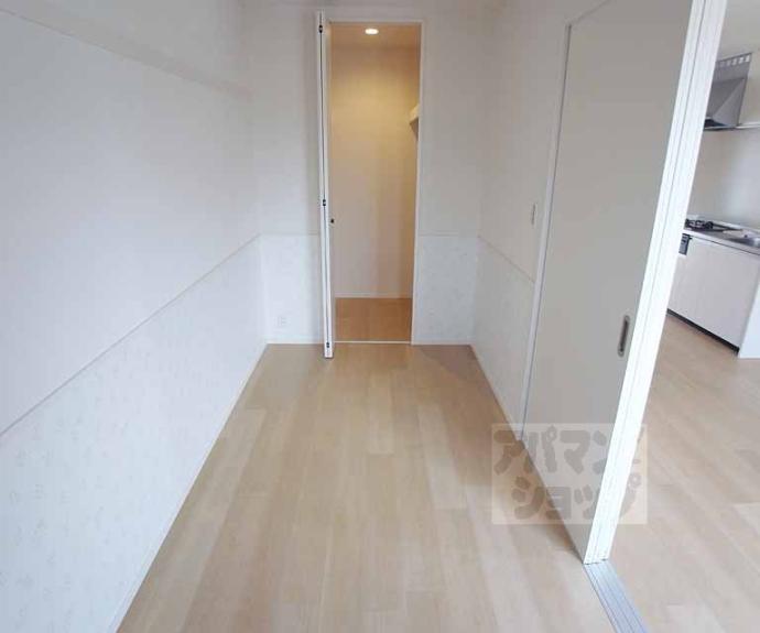 【エルメゾン向島】間取