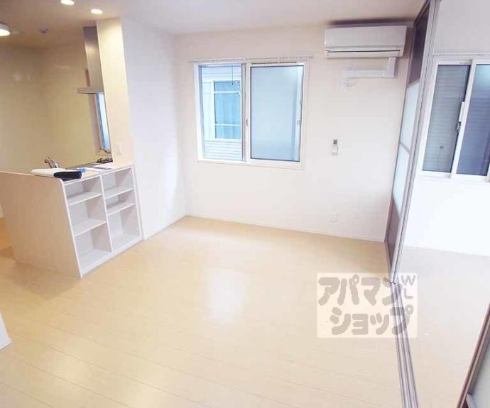 【フローラ城南】間取