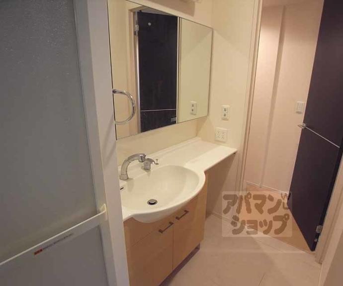 【フローラ城南】間取