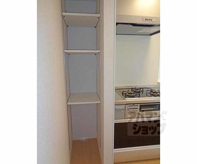 【フローラ城南】間取