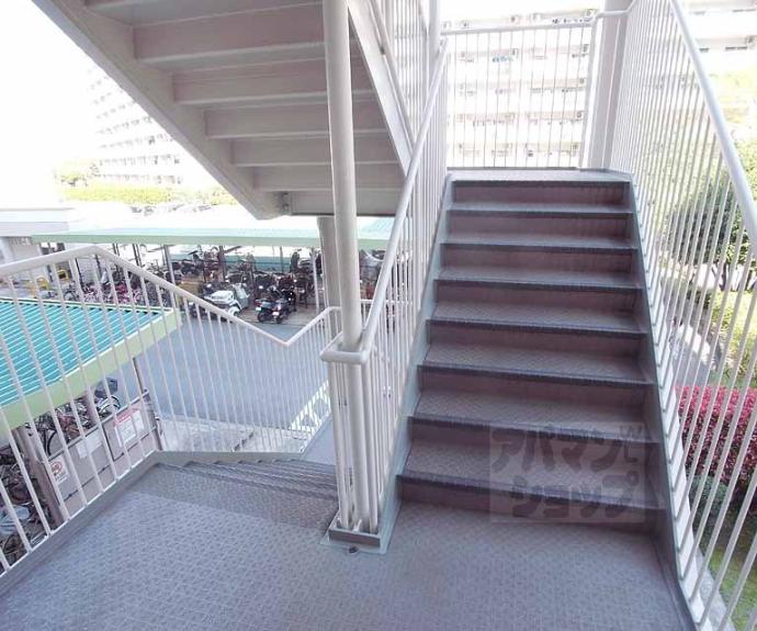 【向島ニュータウン 3街区 F棟】