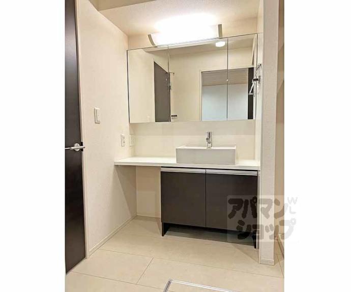 【エーデルハイム東香園】間取