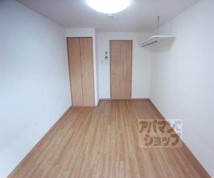 【フラッティ龍大前】間取