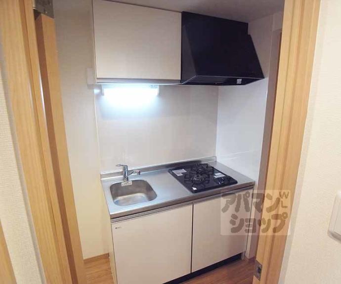 【フラッティ龍大前】間取