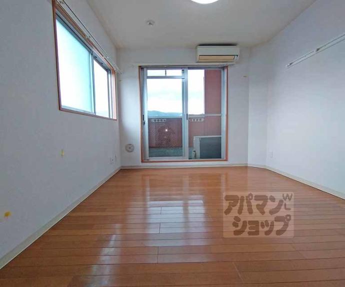 【ラ・シャンブル】間取