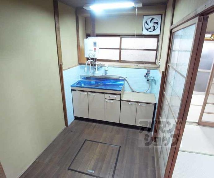 【向島吹田河原町貸家54-3】間取