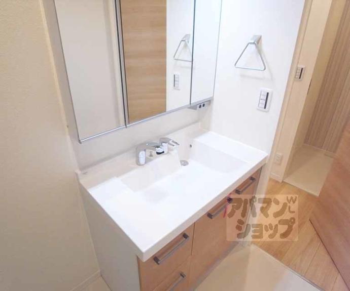 【ラ・シャルール】間取