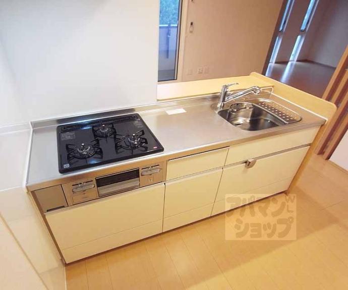 【ヴェルデ桃山御陵】間取