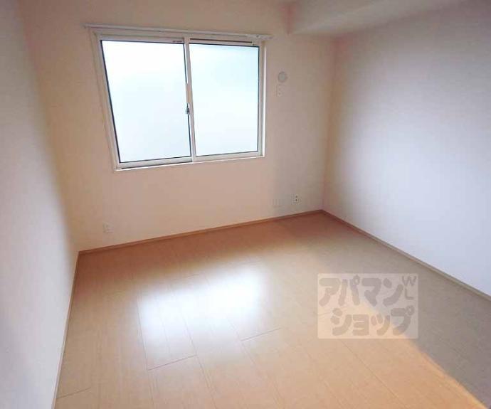 【ヴェルデ桃山御陵】間取