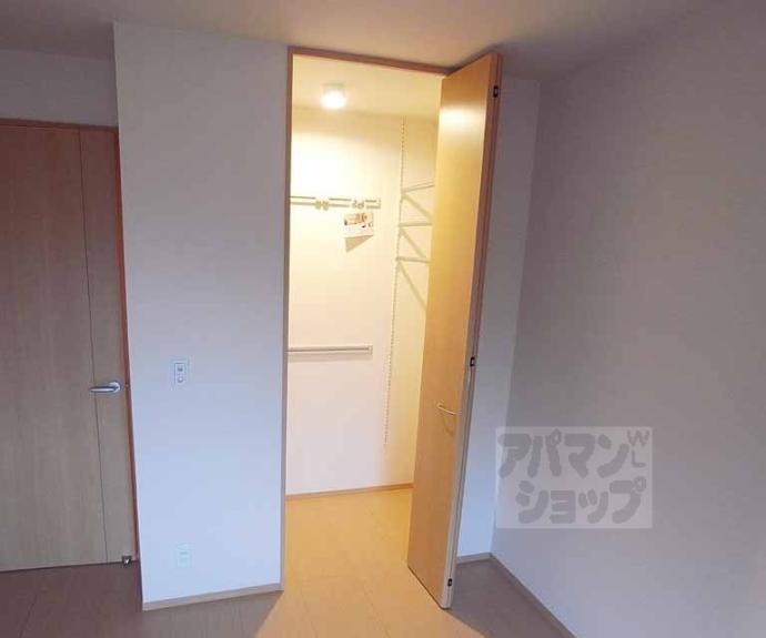 【ヴェルデ桃山御陵】間取