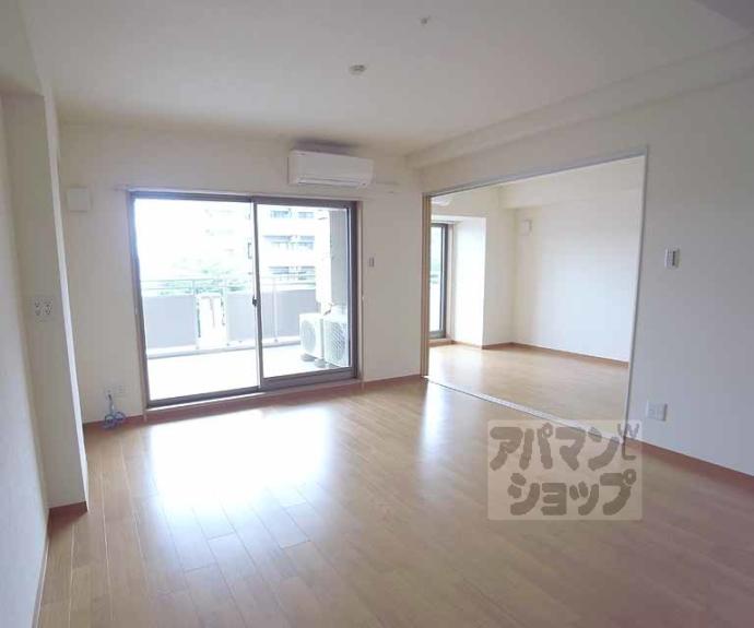 【エバー・グリーン宇治】間取