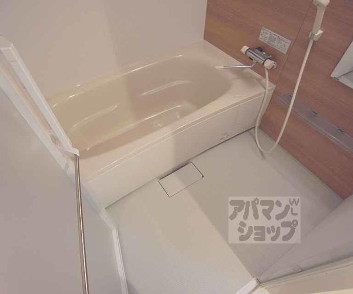 【エバー・グリーン宇治】間取