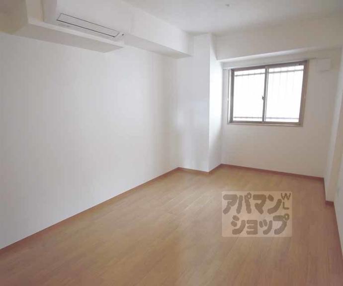 【エバー・グリーン宇治】間取