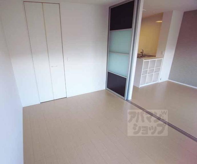 【リーブル・シャン・ド・フルール】間取