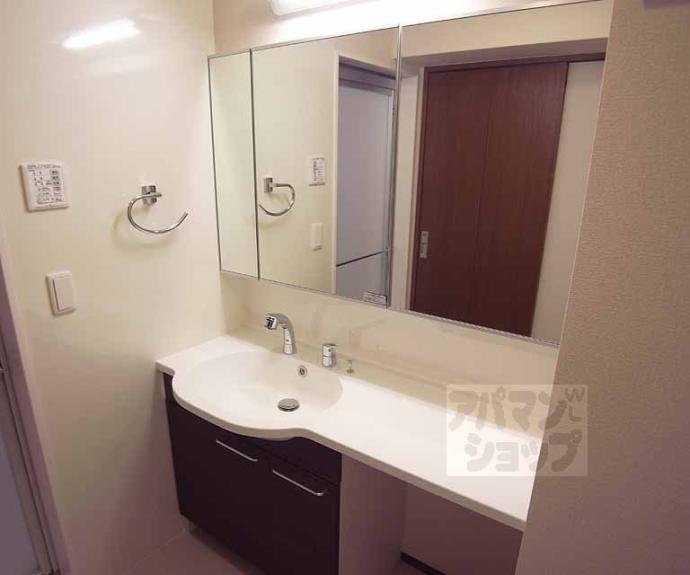 【クリア稲荷】間取