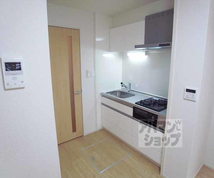 【ロン　ボヌール　宇治】間取