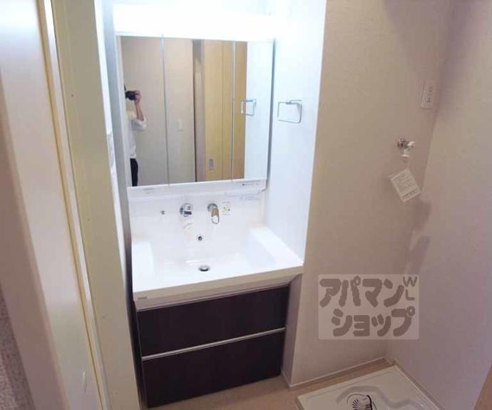 【ロン　ボヌール　宇治】間取