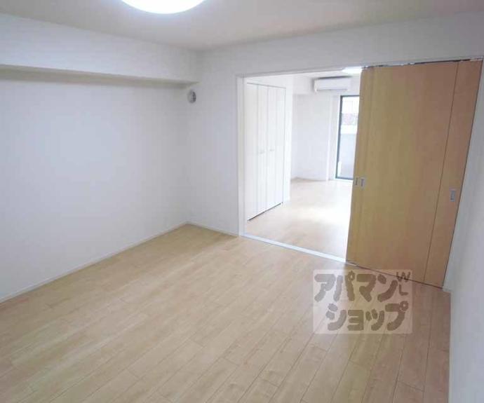 【ロン　ボヌール　宇治】間取