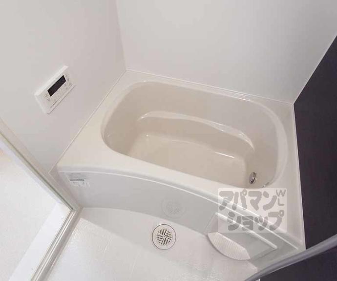 【ロン　ボヌール　宇治】間取