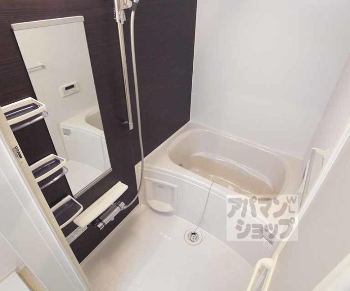 【ロン　ボヌール　宇治】間取