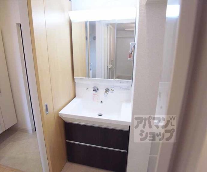 【ロン　ボヌール　宇治】間取