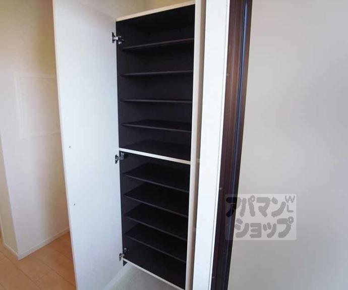 【ロン　ボヌール　宇治】間取