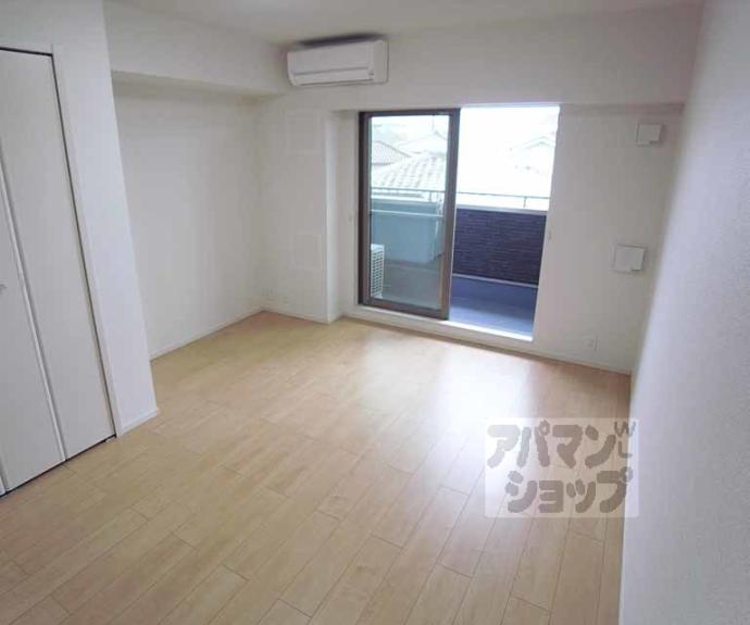 【ロン　ボヌール　宇治】間取