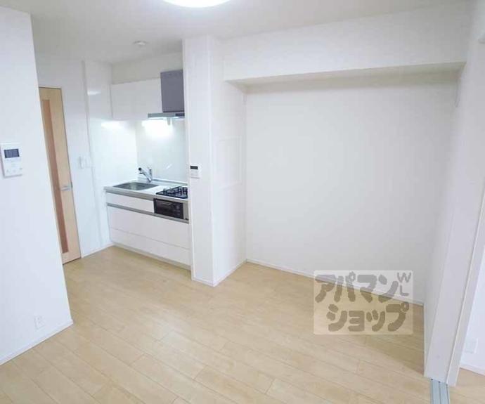 【ロン　ボヌール　宇治】間取